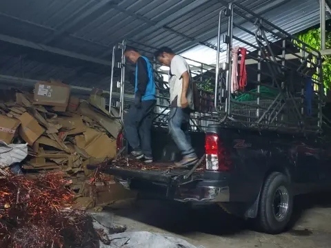 ร้านรับซื้อของเก่ากรุงเทพ (ภาพที่ 44)